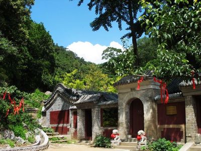 圣泉山风景区