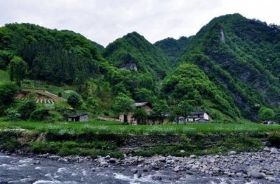 飞渡峡·黄安坝景区