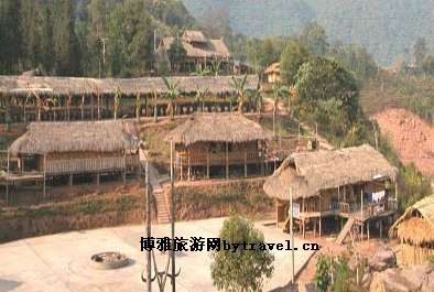 司岗里佤族村庄