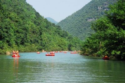 龙王峡漂流