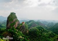 戈镰石仙人洞景区