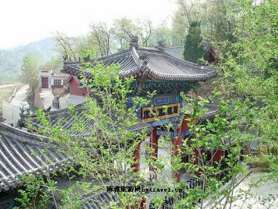 章丘莲华山圣水禅寺风景区