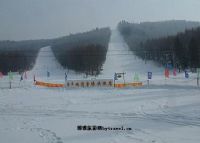 铁力日月峡滑雪场