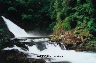 龙栖山自然保护区